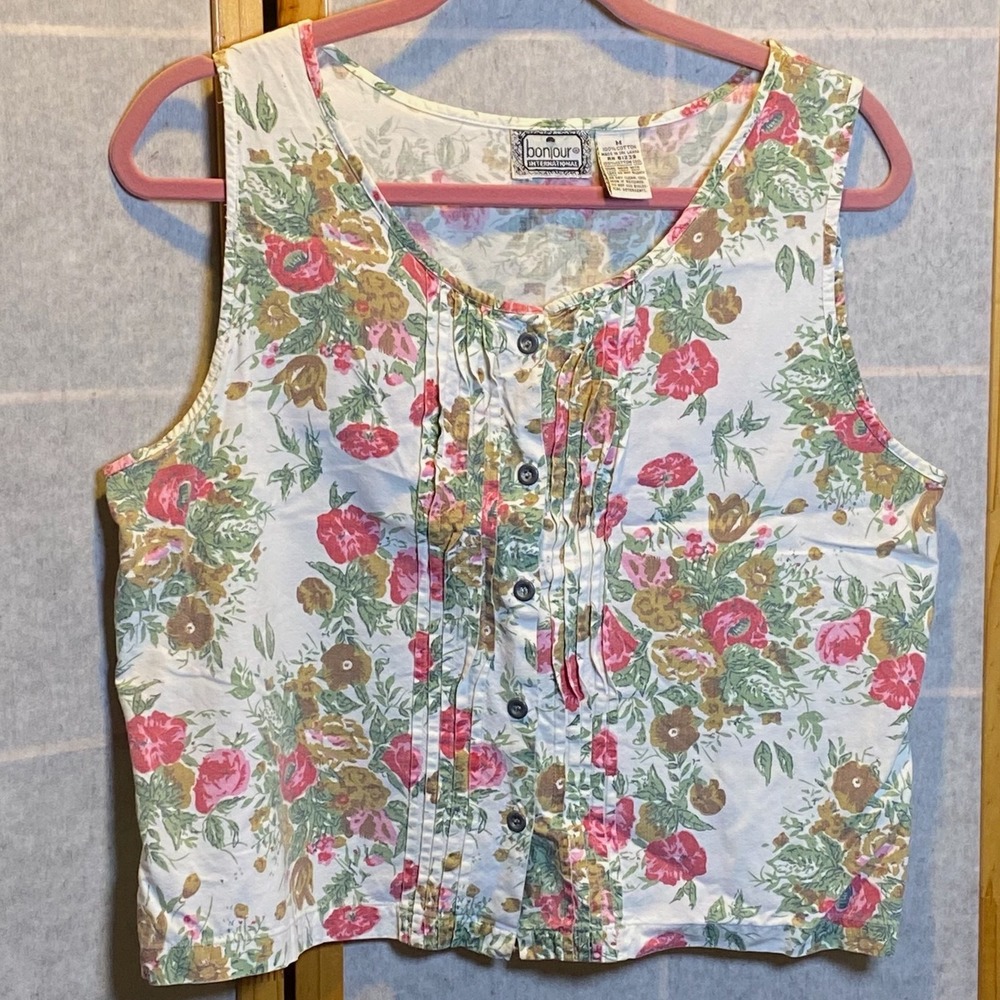 Bonjour International Vintage Floral Pintuck Button Front Cotton Crop Top Medium